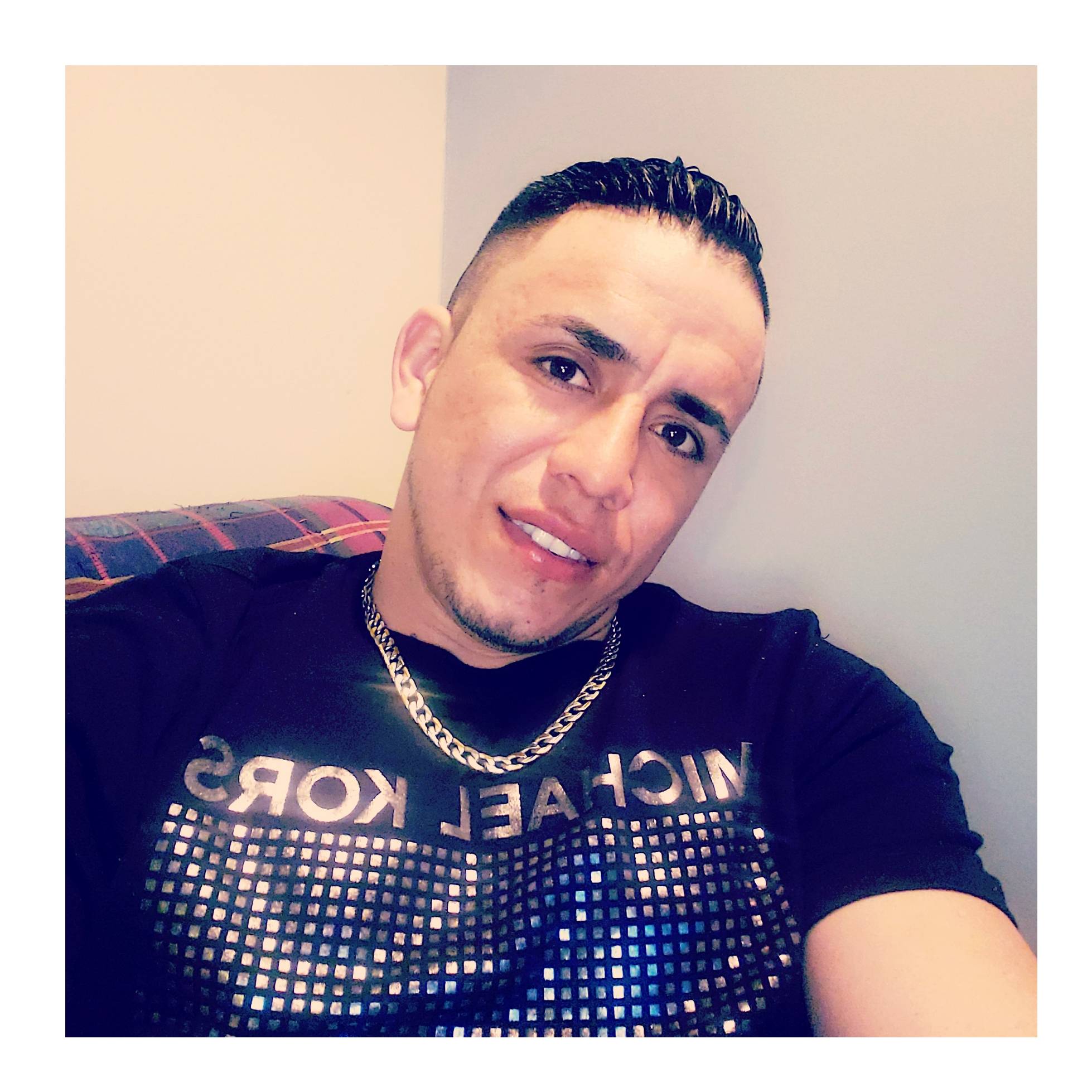 Oscar Andrey Navarro Rojas- 437-220-11-97