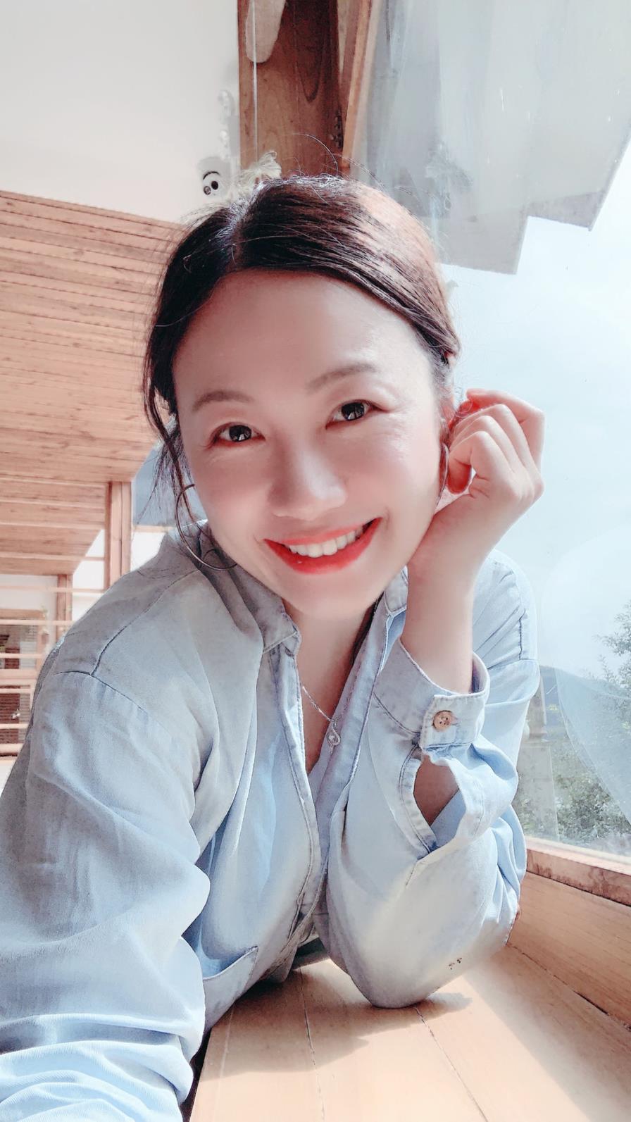 Melody Kuang