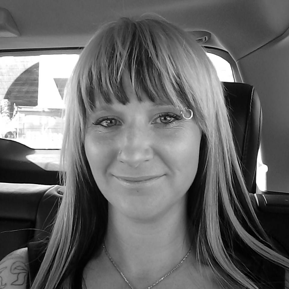 LESLIE MINICH