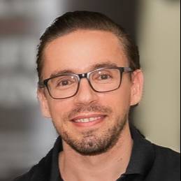 Alejandro Tobon