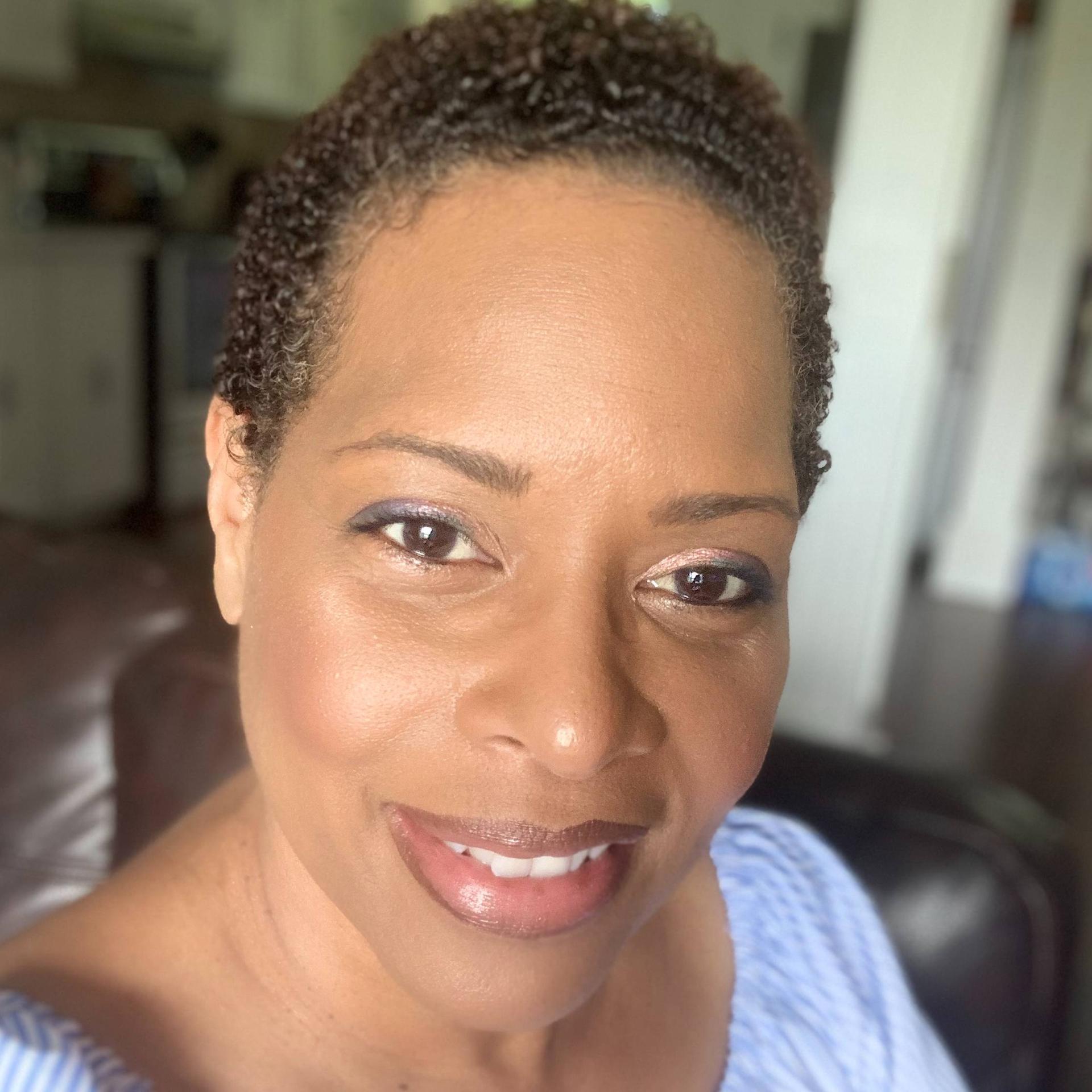 Roslynne Thompson