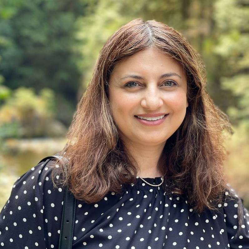 Nafiseh "Emma" Toosi