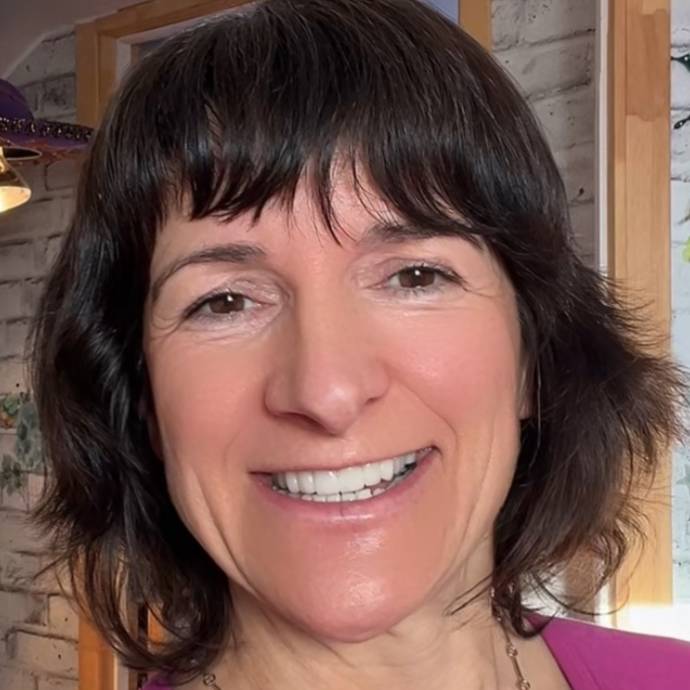 Ève Larivière