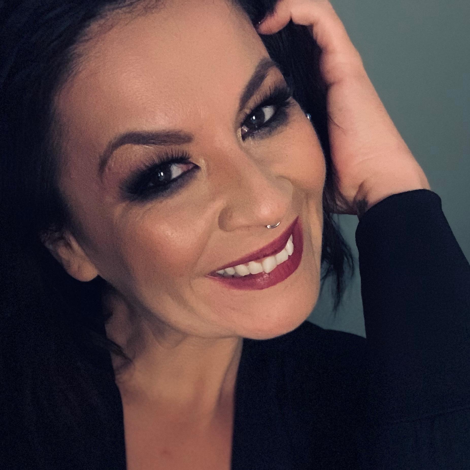 Lindsay Thomas Makeup Artist