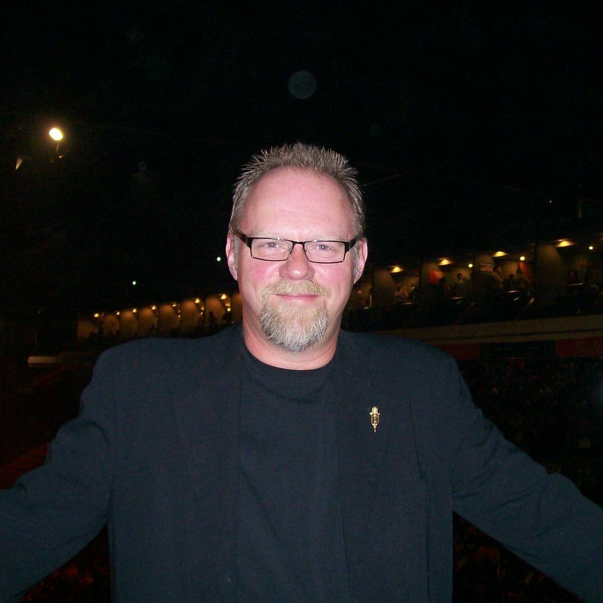 Earle Mader