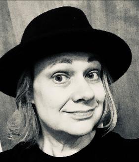 Sharon Knolle