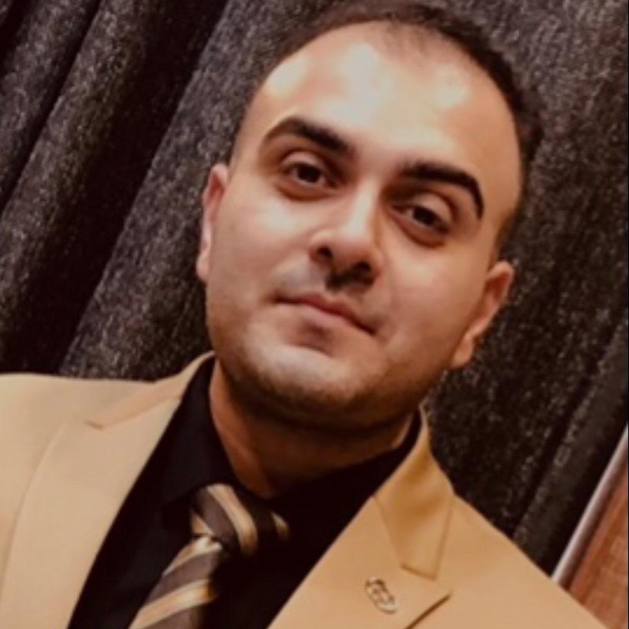 Mostafa Momeni Vesalian