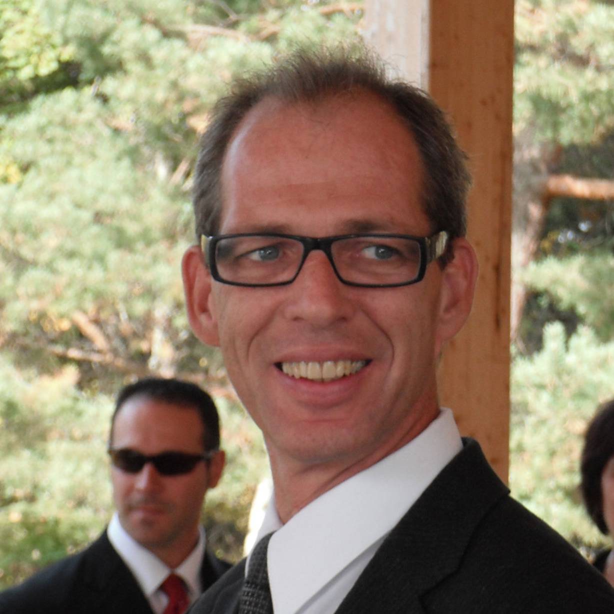 RICHARD PARIS