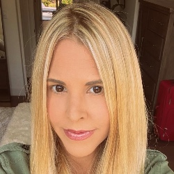 Shannon Lahijani