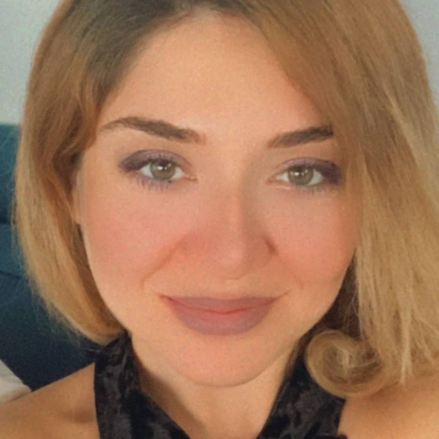 Maryam Shadrooh