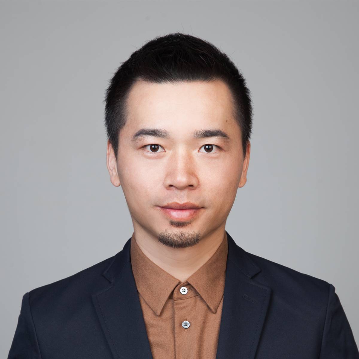 LEO HUANG